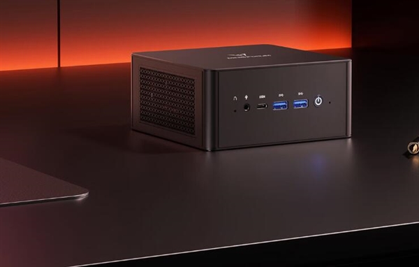 耀世平台官方：首发仅2498元 铭凡UM880 Pro迷你主机发布：双2.5G网口